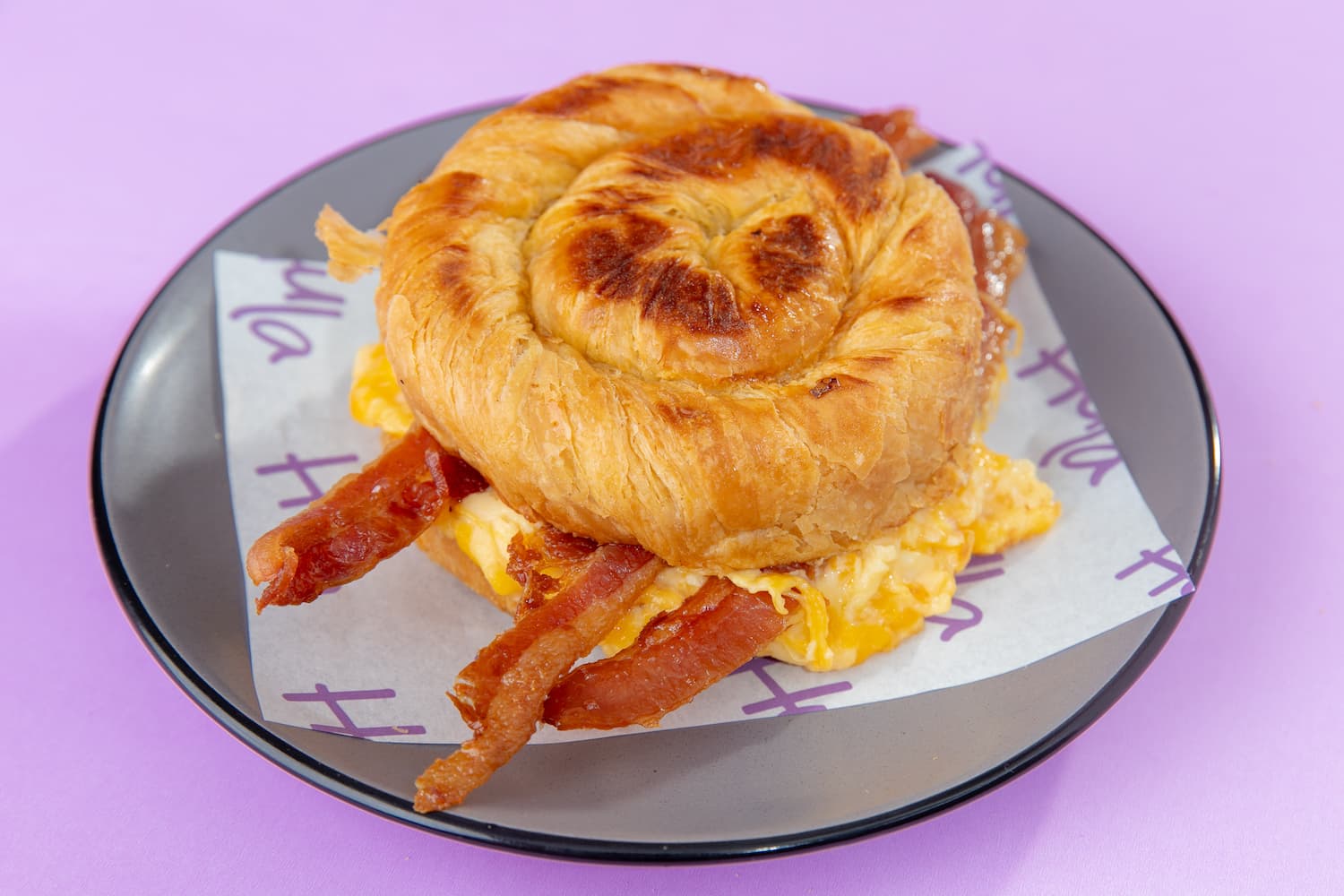 Croissant Bacon, Egg & Cheese